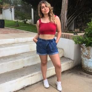 Meet your Posher, Monique